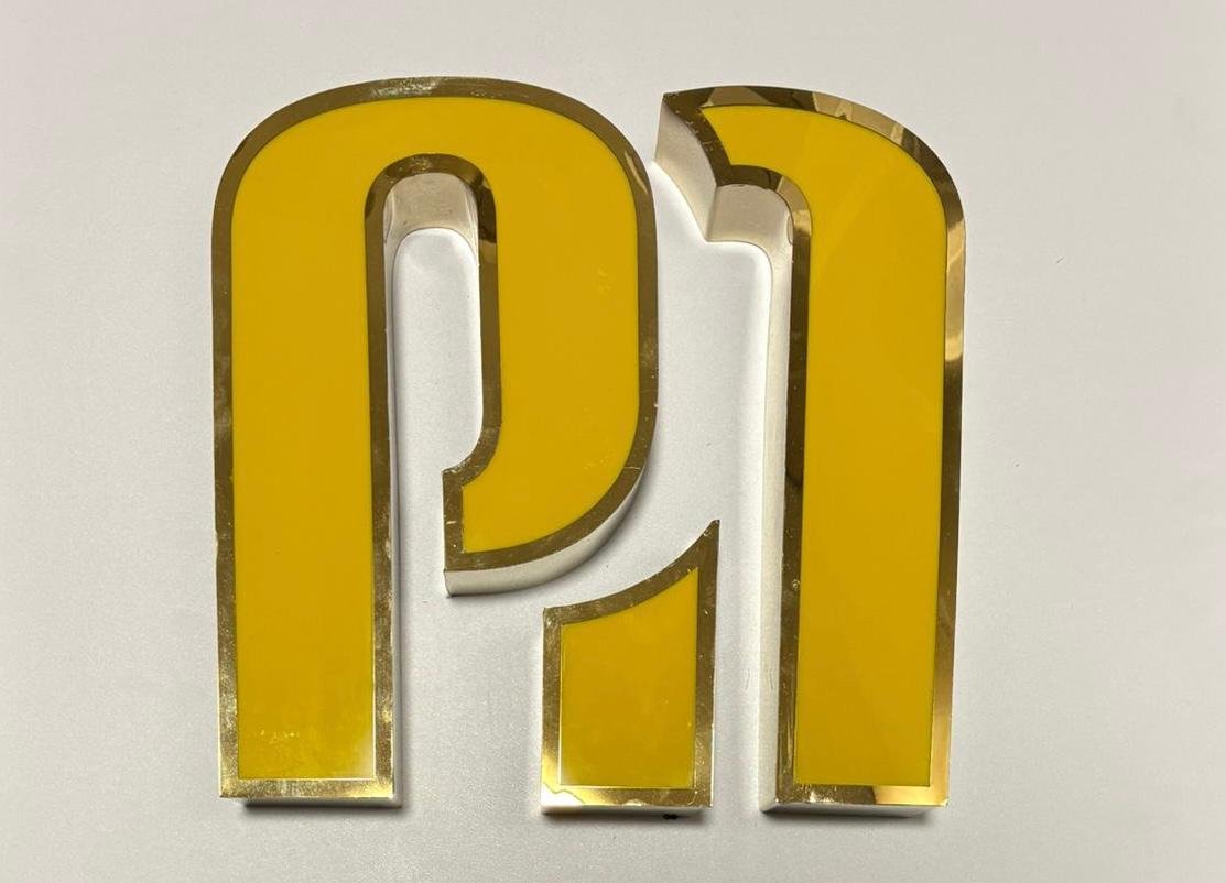 PVC opale et chants inox